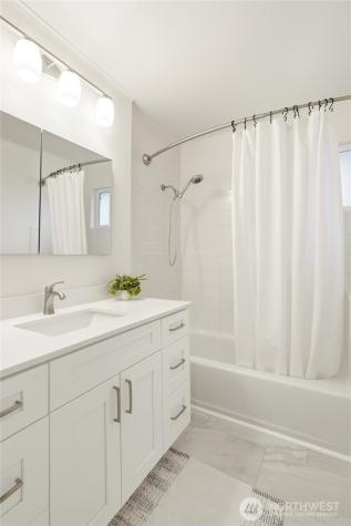 804 N 3rd Street Renton WA 98057