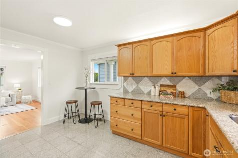 804 N 3rd Street Renton WA 98057