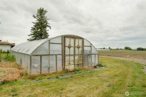 16240 Penn Road Mount Vernon WA 98273
