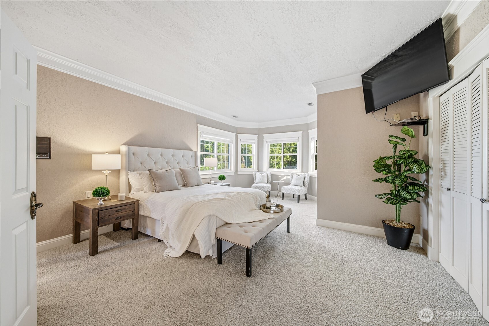 4217 Lakeridge Drive E Lake Tapps WA 98391