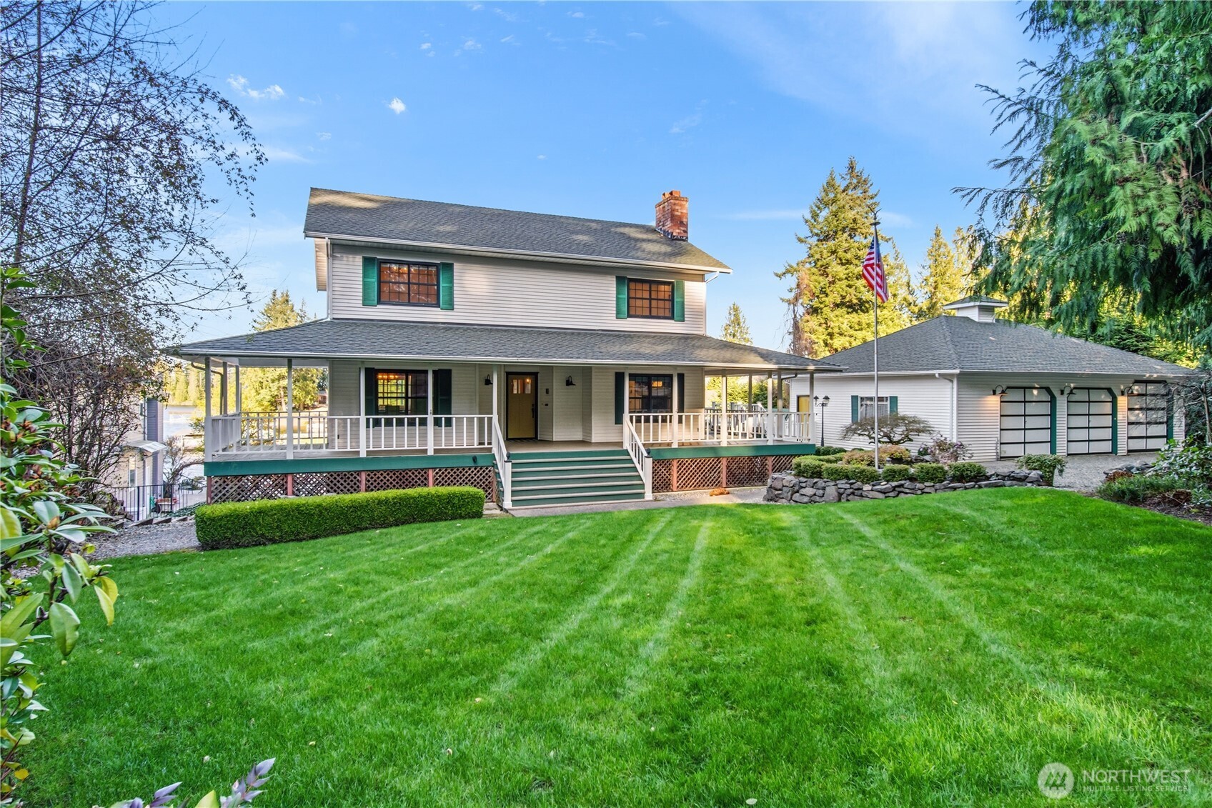 4217 Lakeridge Drive E Lake Tapps WA 98391