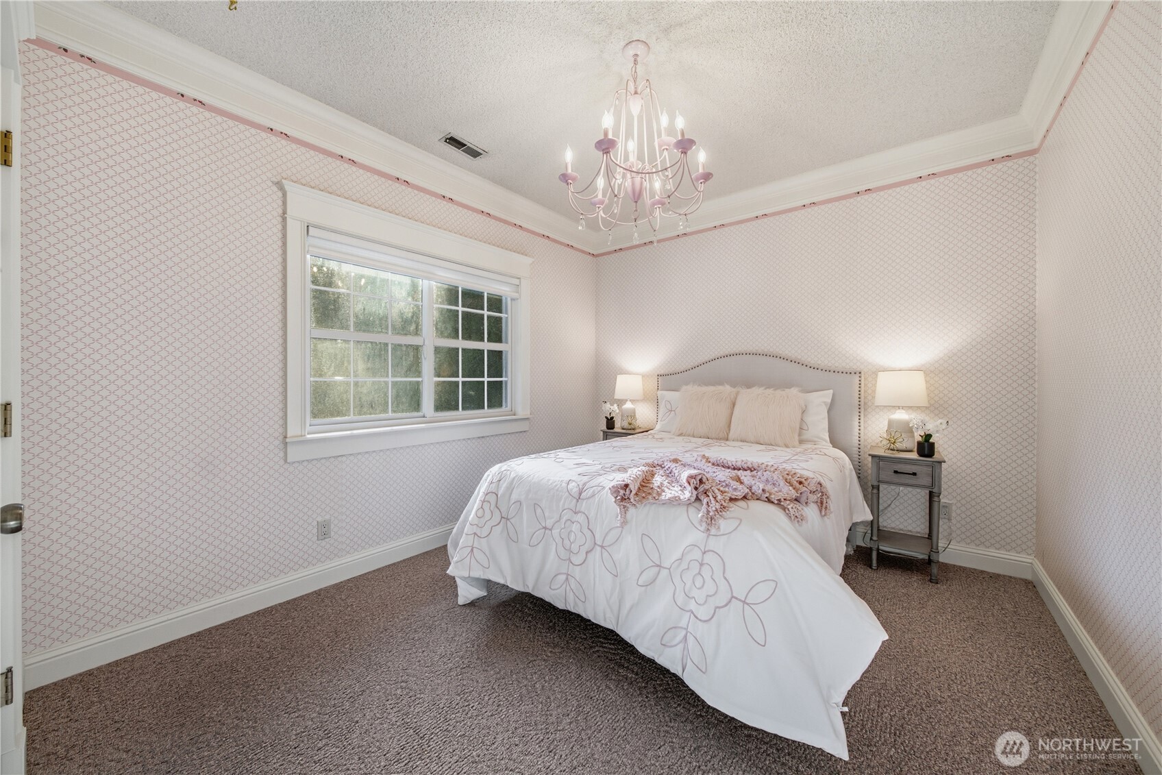 4217 Lakeridge Drive E Lake Tapps WA 98391