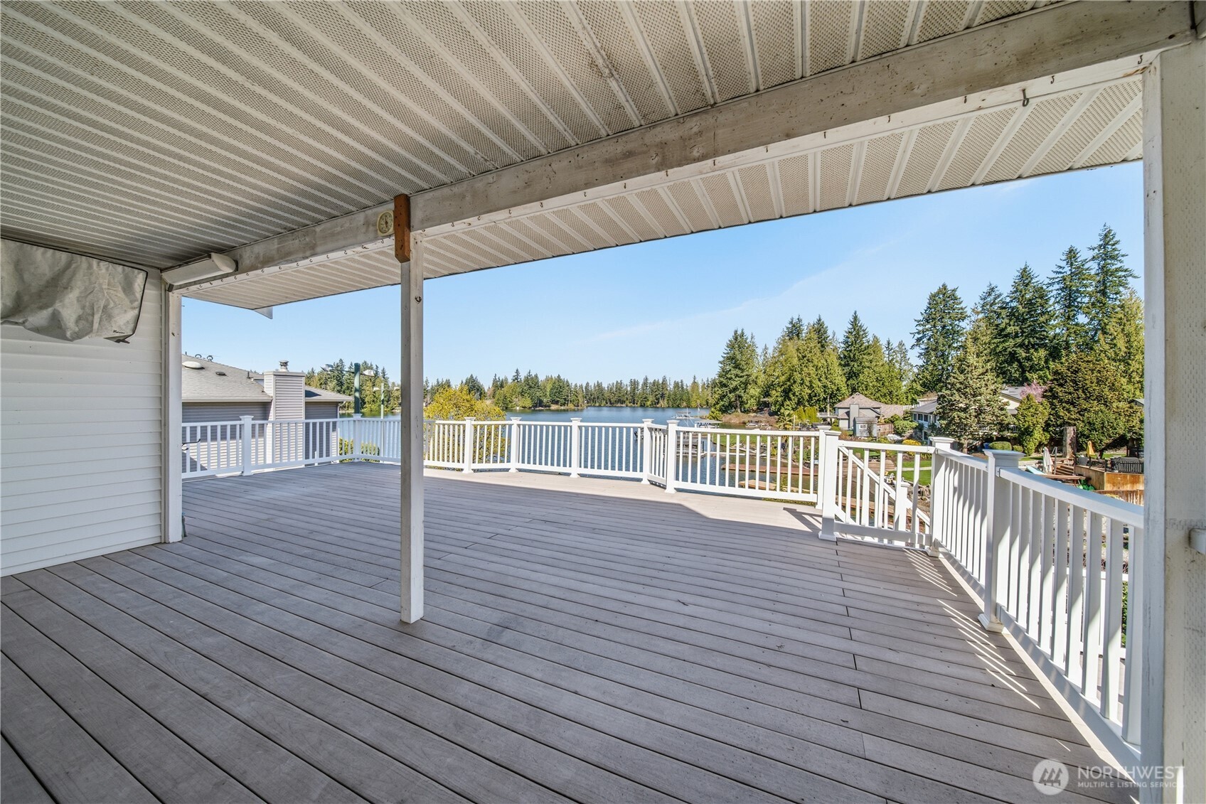 4217 Lakeridge Drive E Lake Tapps WA 98391