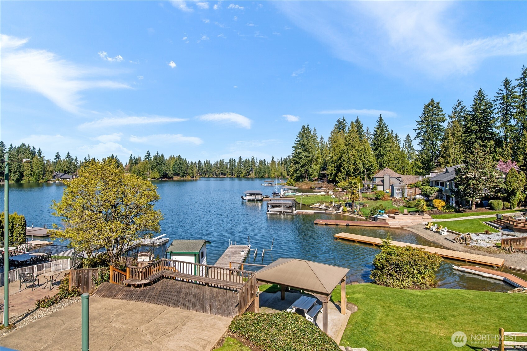 4217 Lakeridge Drive E Lake Tapps WA 98391