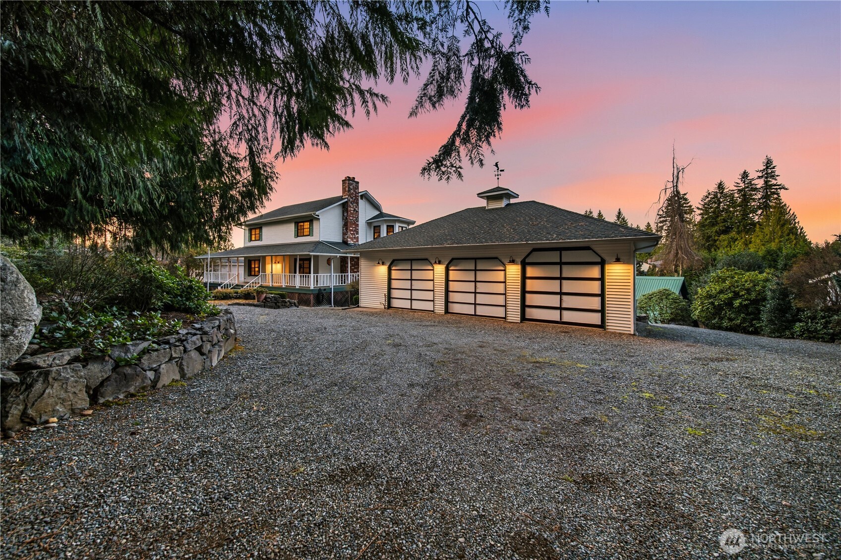 4217 Lakeridge Drive E Lake Tapps WA 98391