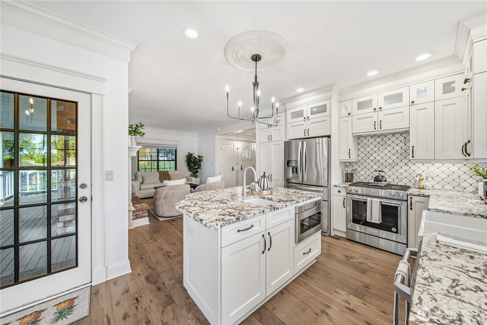4217 Lakeridge Drive E Lake Tapps WA 98391