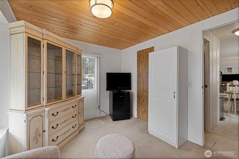 507 131st Street E Tacoma WA 98445