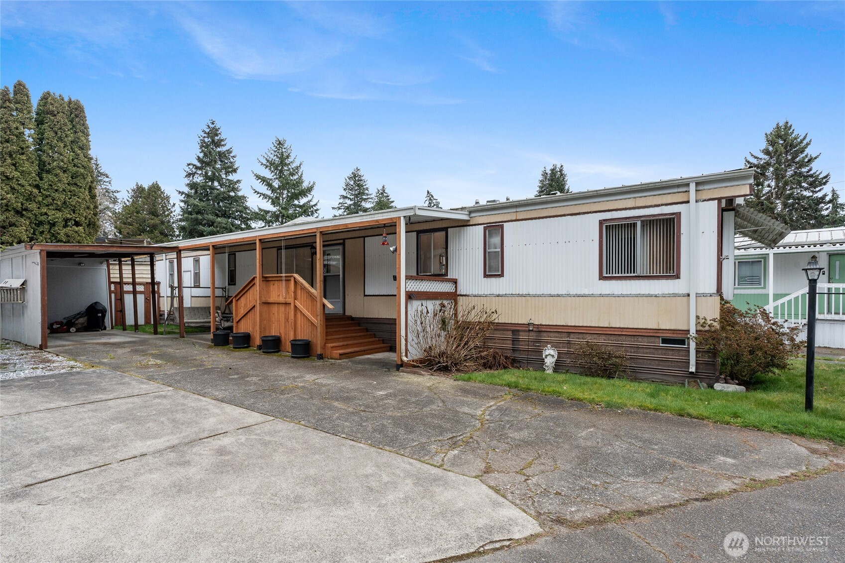 507 131st Street E Tacoma WA 98445