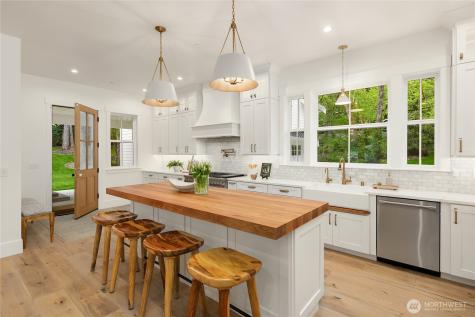4948 NE North Tolo Road Bainbridge Island WA 98110
