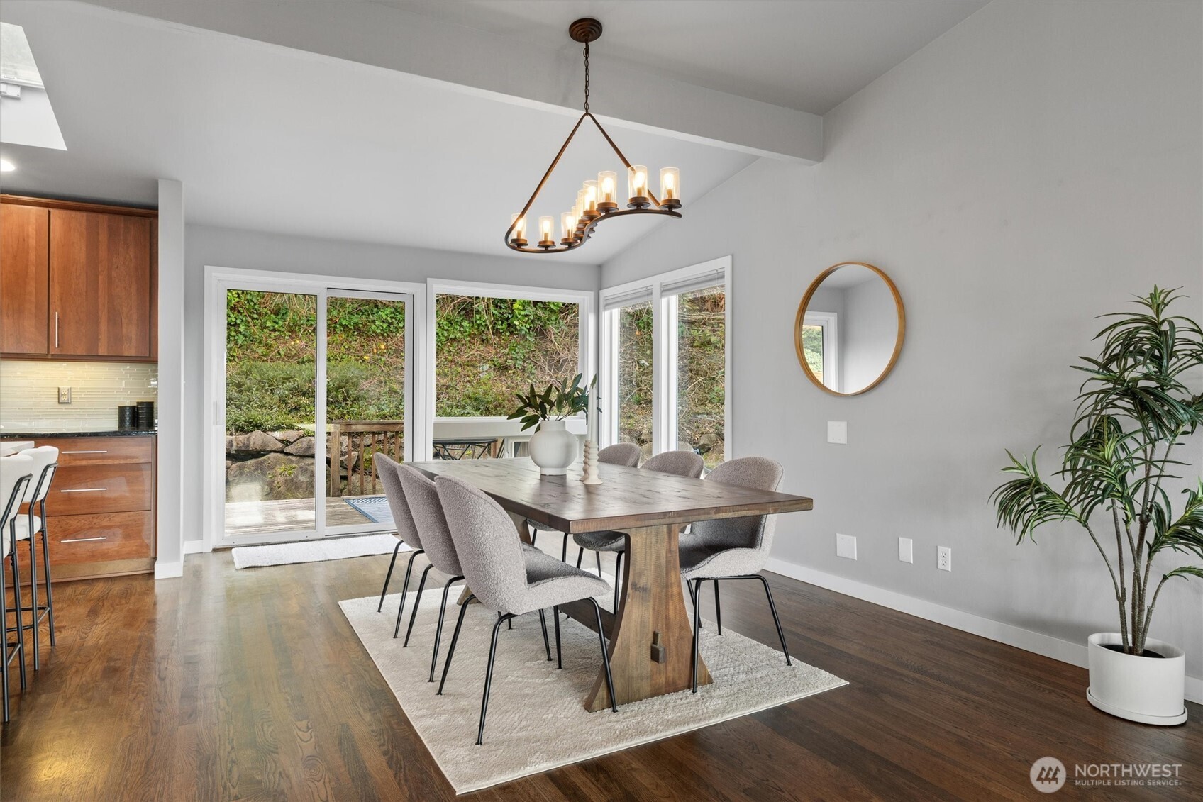 8620 Vashon View SW Seattle WA 98136