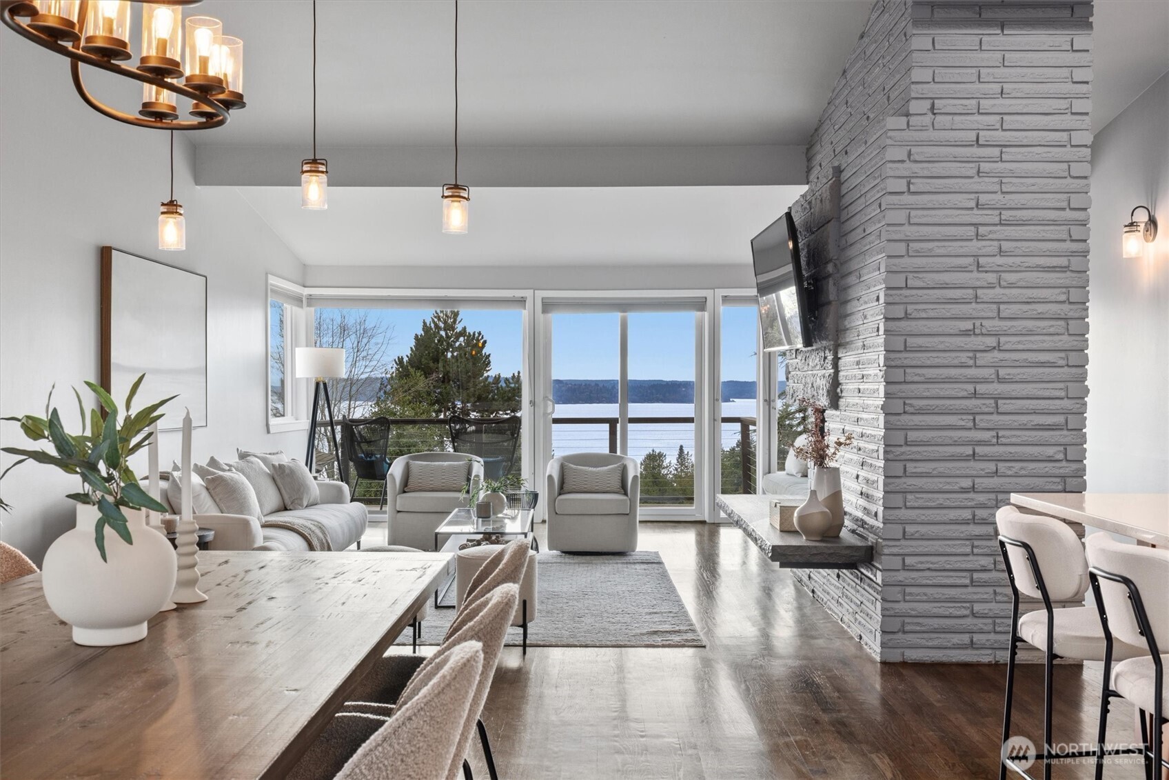 8620 Vashon View SW Seattle WA 98136