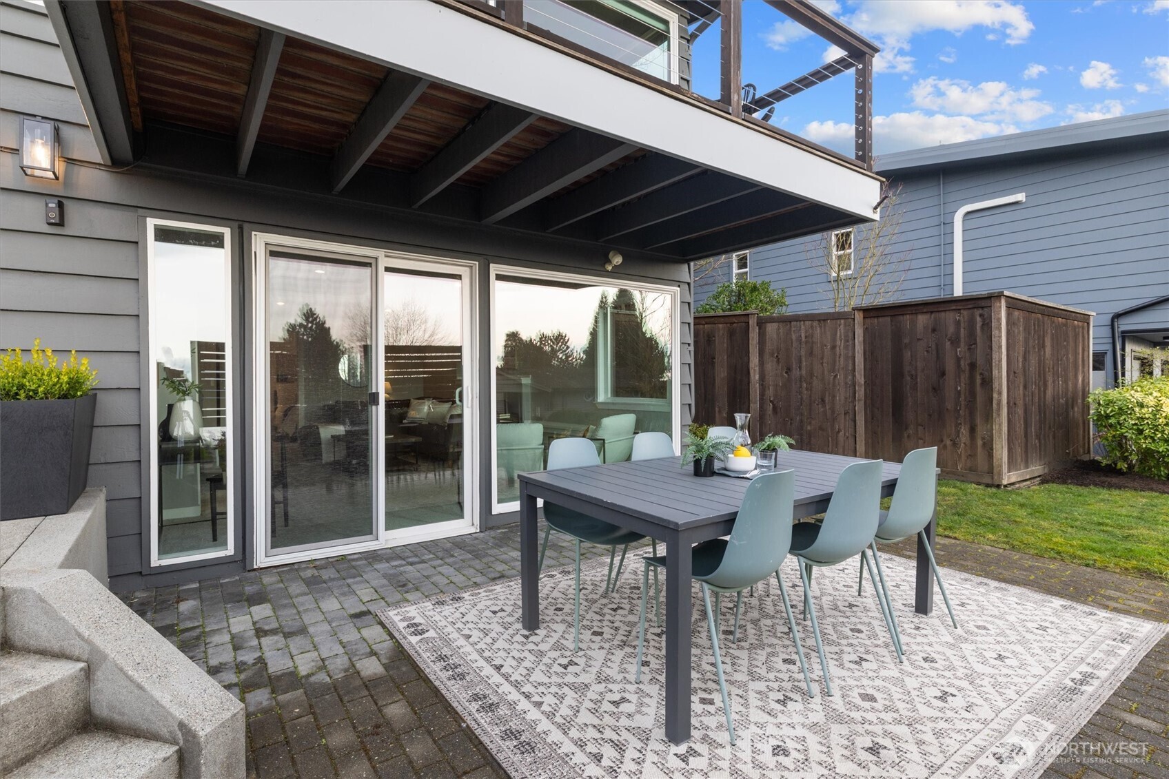 8620 Vashon View SW Seattle WA 98136