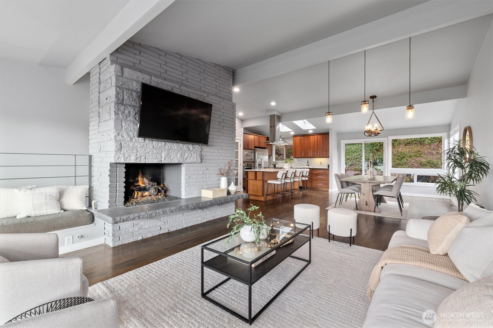 8620 Vashon View SW Seattle WA 98136