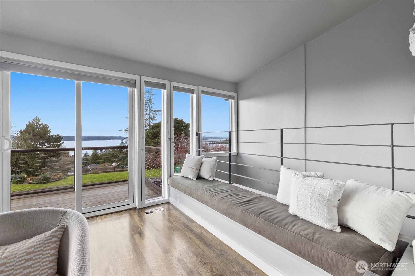 8620 Vashon View SW Seattle WA 98136