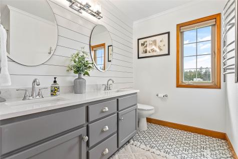 1806 Fairview Court Lynden WA 98264