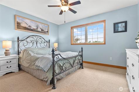 1806 Fairview Court Lynden WA 98264