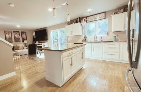 613 Monarch Boulevard Mount Vernon WA 98273