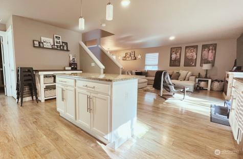 613 Monarch Boulevard Mount Vernon WA 98273
