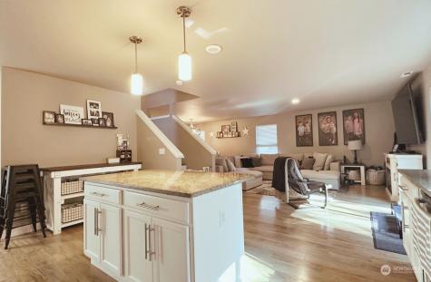 613 Monarch Boulevard Mount Vernon WA 98273