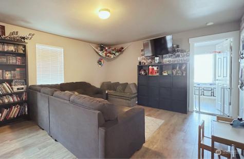 613 Monarch Boulevard Mount Vernon WA 98273
