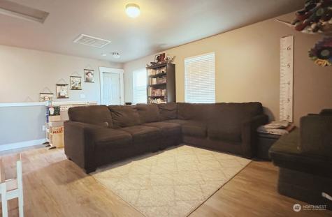 613 Monarch Boulevard Mount Vernon WA 98273