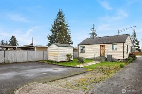 1103 9th Street Marysville WA 98270