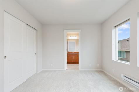 314 Chelan Avenue NE Renton WA 98059