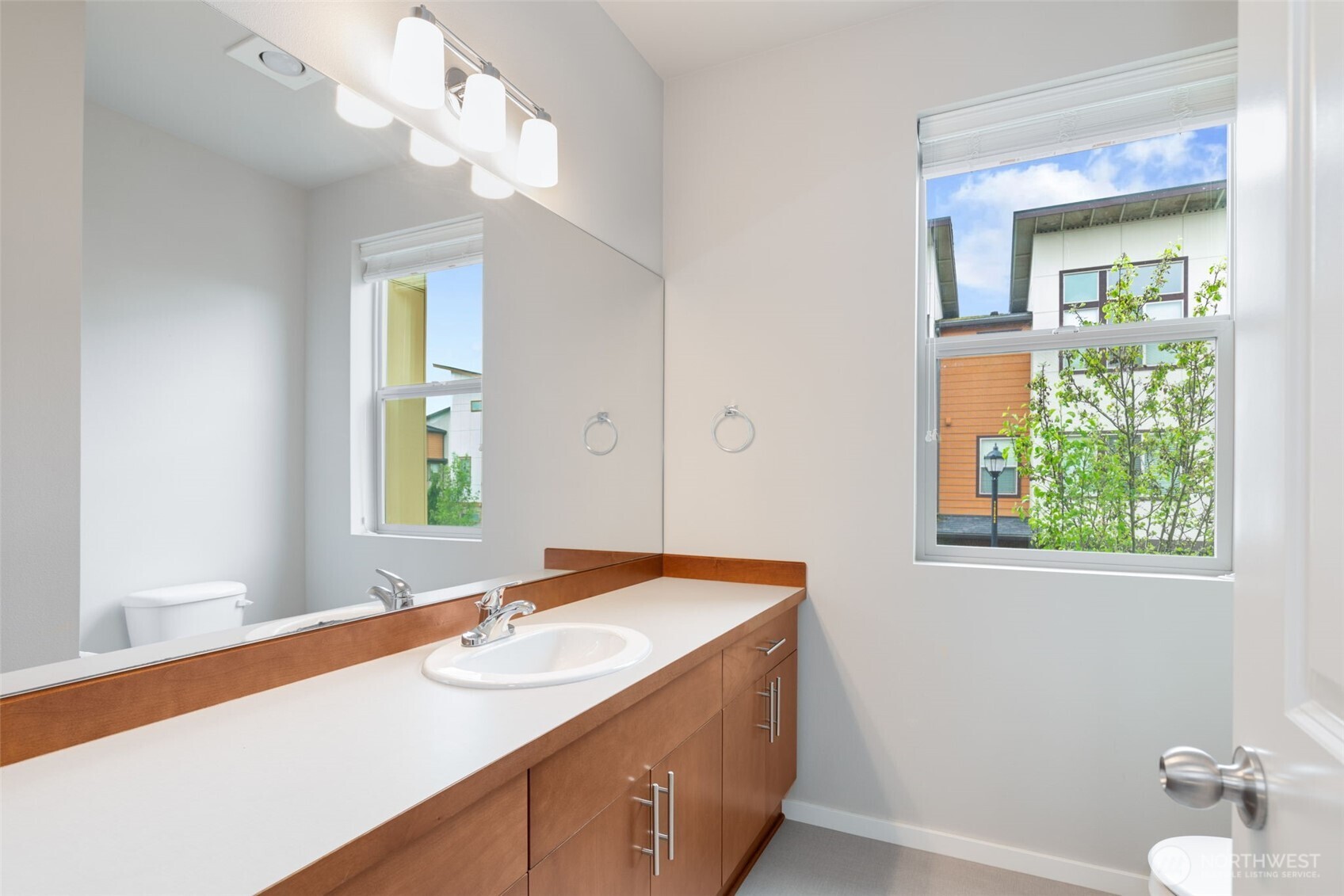 314 Chelan Avenue NE Renton WA 98059