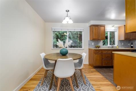 611 Whatcom Street La Conner WA 98257