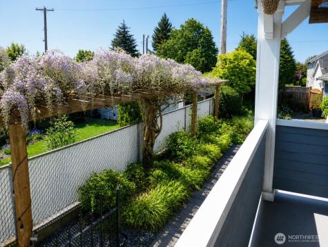 1422 Colby Avenue Everett WA 98201