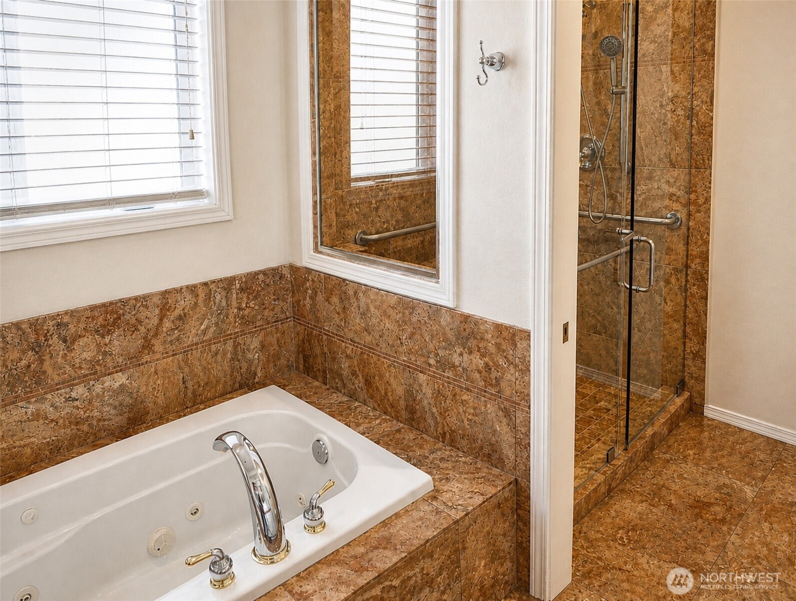 1422 Colby Avenue Everett WA 98201