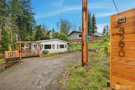3290 Rocky Point Road NW Bremerton WA 98312