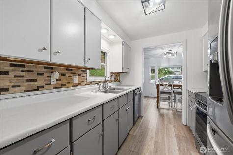 3290 Rocky Point Road NW Bremerton WA 98312