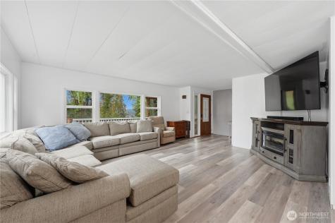 3290 Rocky Point Road NW Bremerton WA 98312