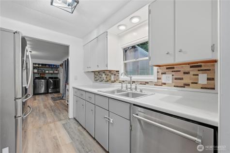 3290 Rocky Point Road NW Bremerton WA 98312