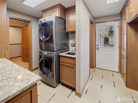 28118 163rd Street E Wilkeson WA 98396