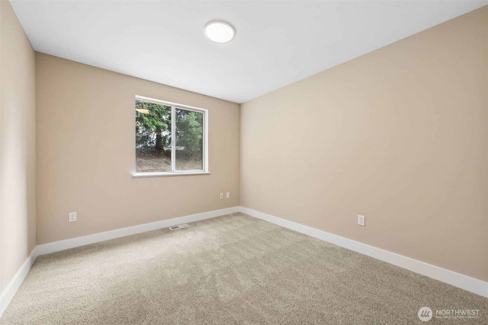 3323 240th Court E Spanaway WA 98387