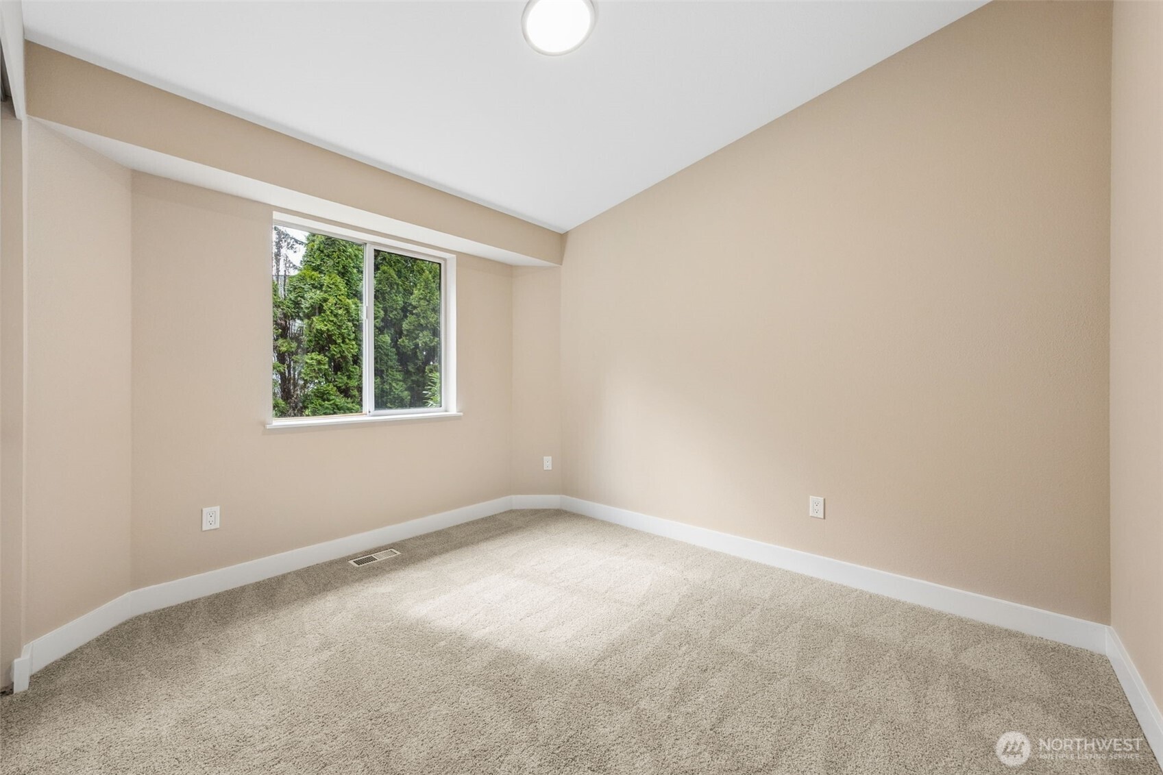 3323 240th Court E Spanaway WA 98387
