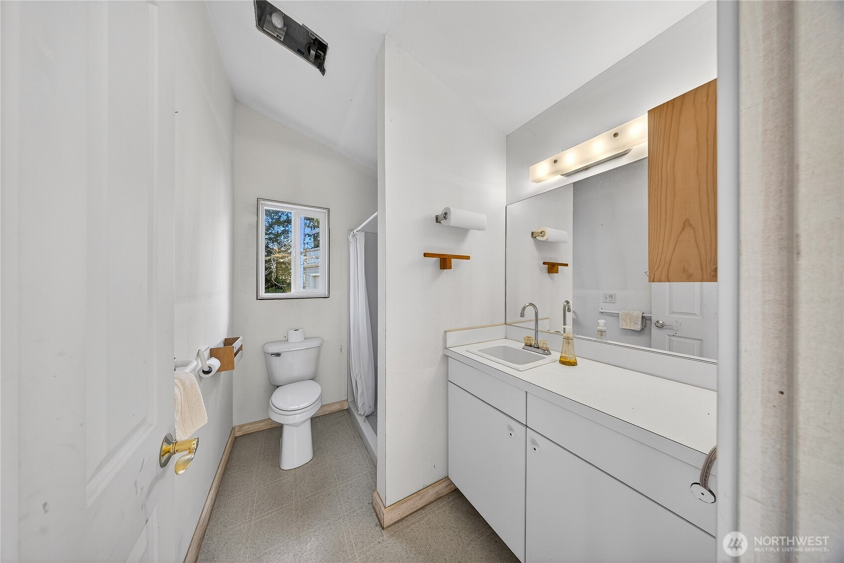 8651 Turners Bay Place Anacortes WA 98221