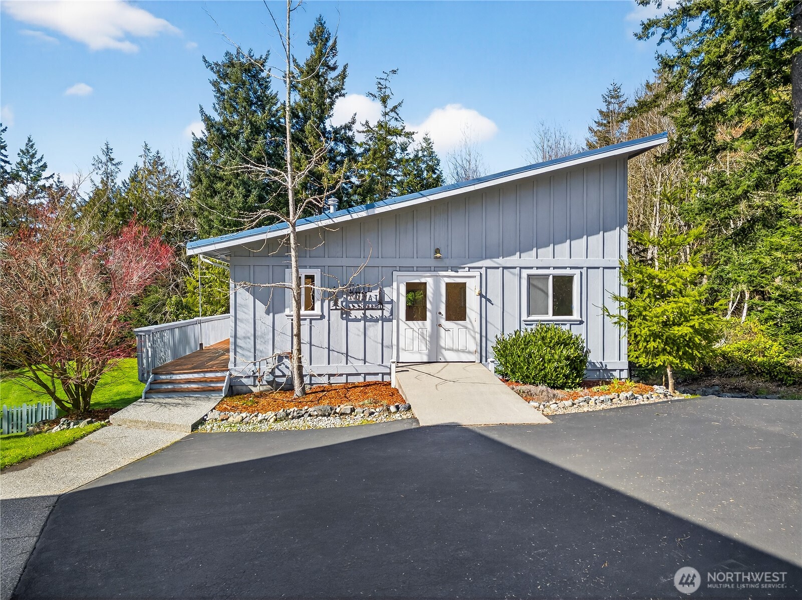 8651 Turners Bay Place Anacortes WA 98221