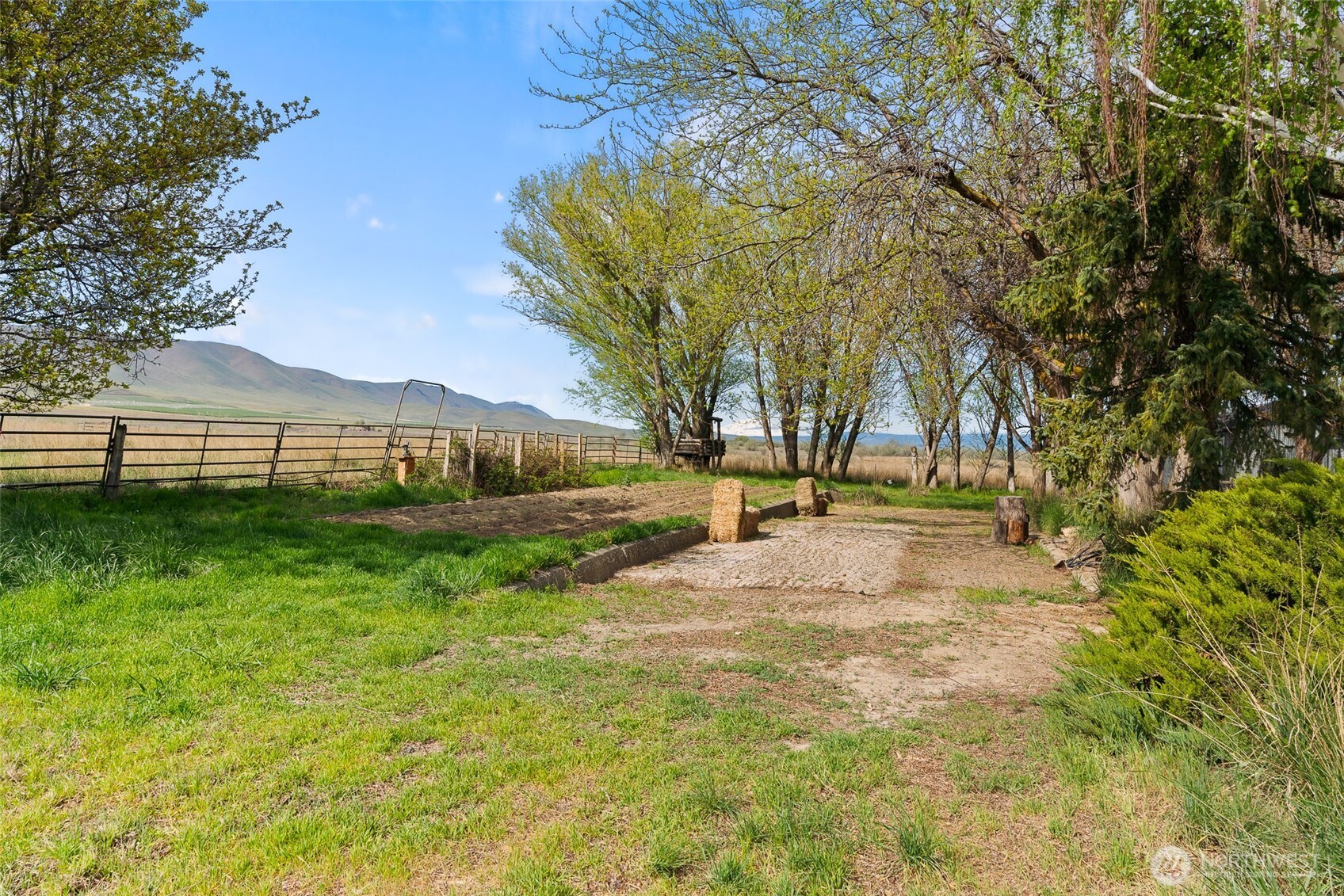 3500 Island Road White Swan WA 98952
