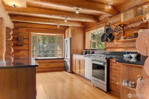 116 Lost River Road Mazama WA 98833
