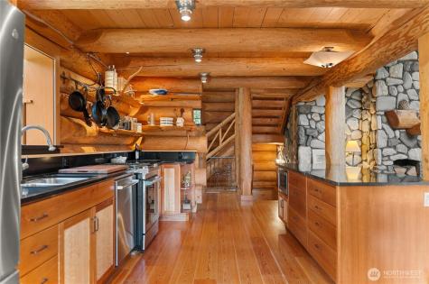 116 Lost River Road Mazama WA 98833