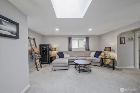 14219 SE 259th Place Kent WA 98042