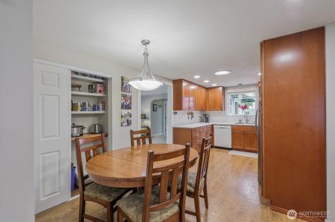 14219 SE 259th Place Kent WA 98042