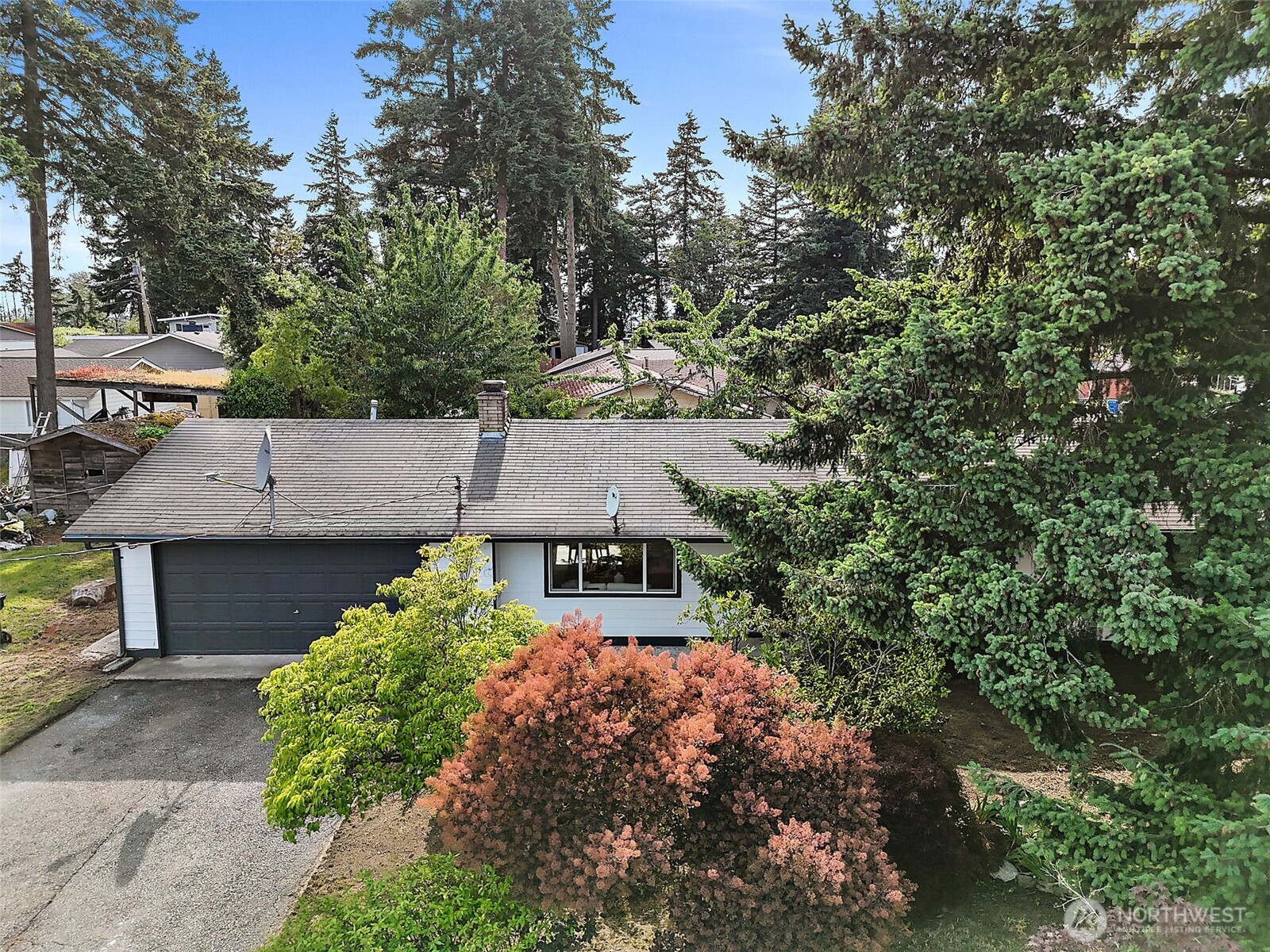 25035 34th Avenue S Kent WA 98032