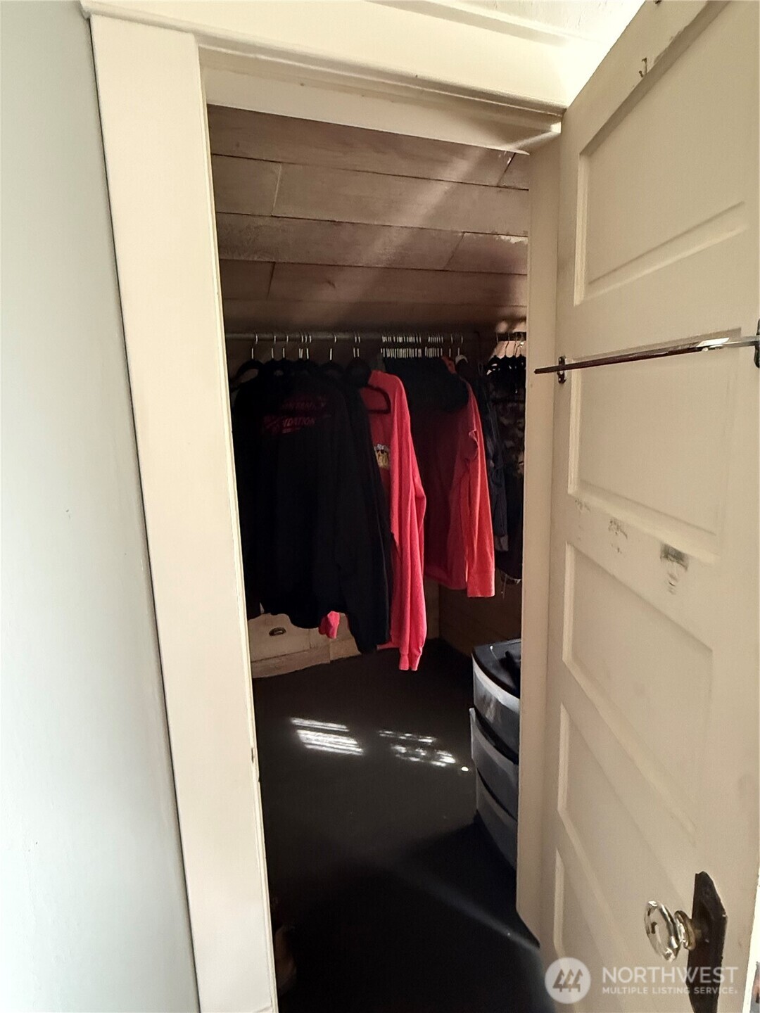 1108 Duryea Raymond WA 98577