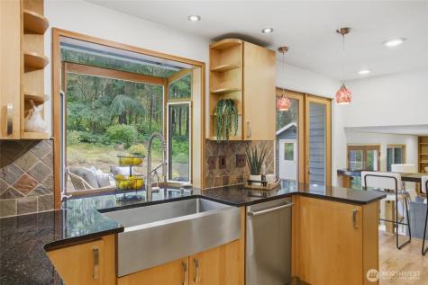 22731 95th Avenue SE Woodinville WA 98077