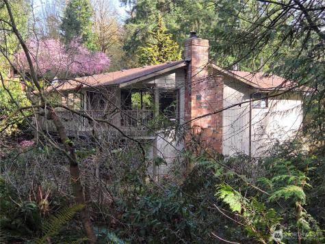 4725 272nd Avenue NE Redmond WA 98053
