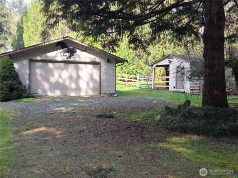 4725 272nd Avenue NE Redmond WA 98053